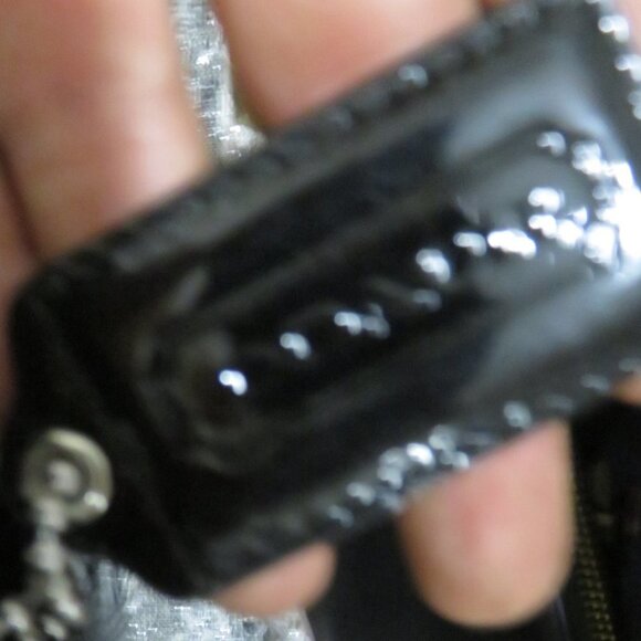 Coach Embossed C Patent Leather Black Tote Bag Handbag Shoulder bag - Picture 11 of 16